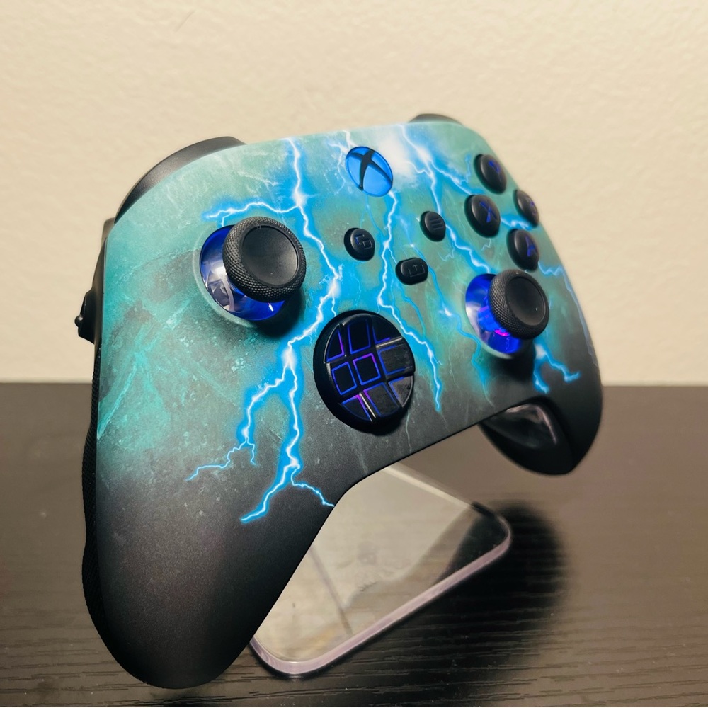 Microsoft Xbox Custom Modded Controller with LEDs - Picture 3 of 3